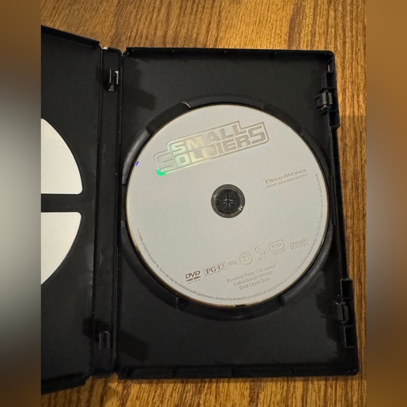 Small Soldiers DVD - Picture 3 of 3